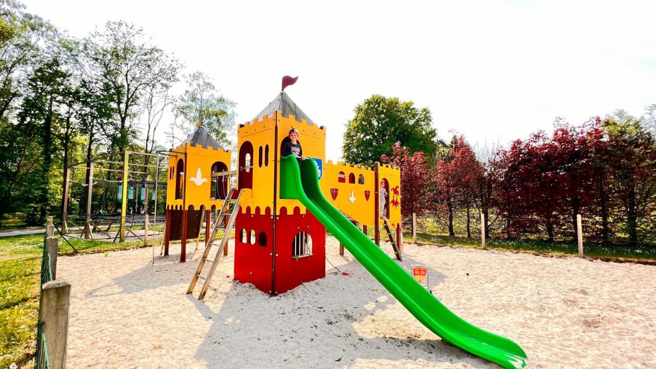 Camping Country Park Touquin - Site Officiel - Next To Disneyland Paris Dış mekan fotoğraf