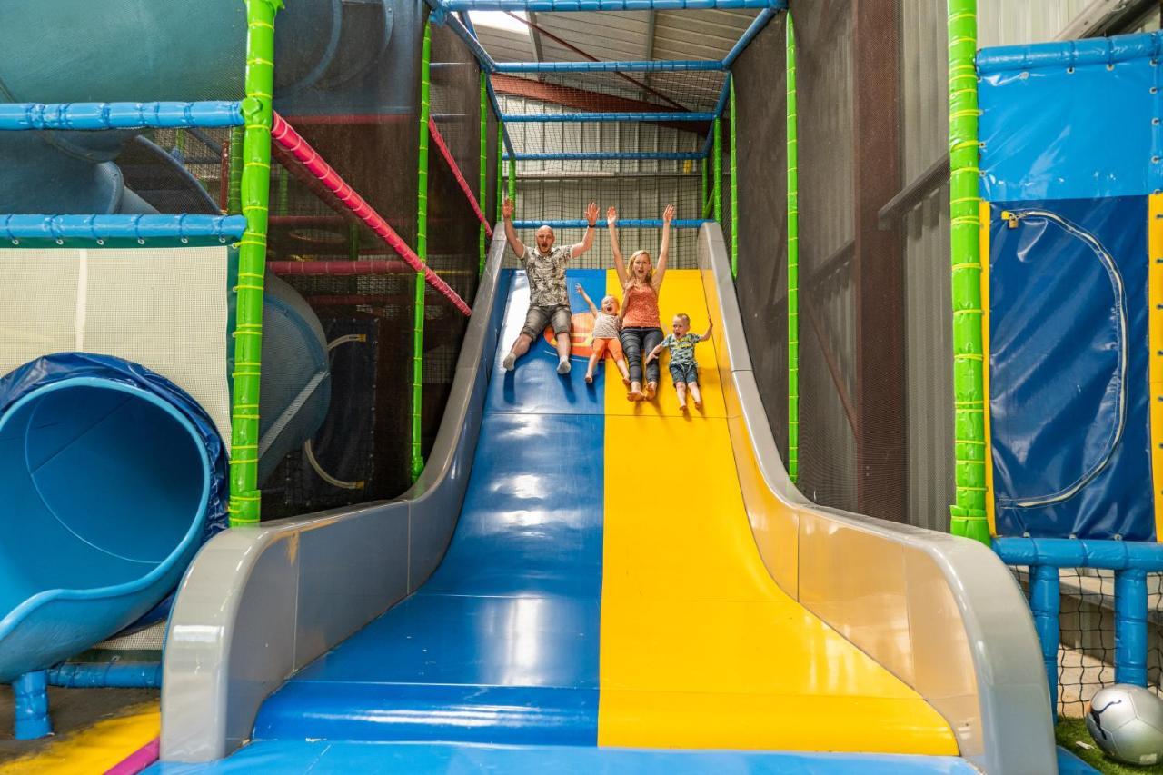 Camping Country Park Touquin - Site Officiel - Next To Disneyland Paris Dış mekan fotoğraf